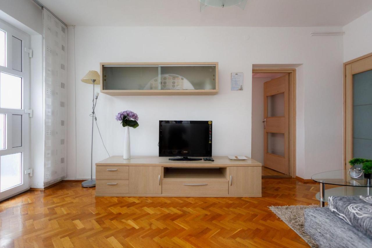 Ferienwohnung Adrijana 2 Krk Town Exterior foto