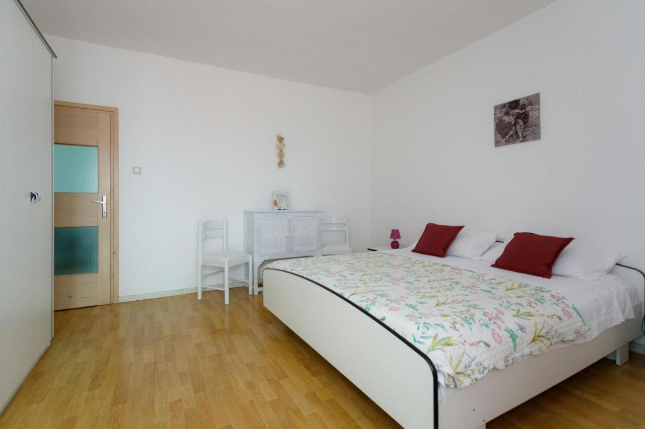 Ferienwohnung Adrijana 2 Krk Town Exterior foto